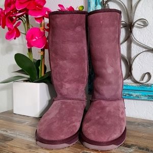 EMU Australian sheepskin high boots Sz 9